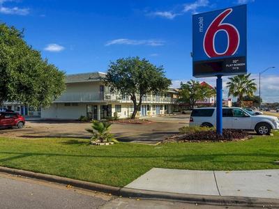 Hotel Super 8 by Wyndham College Station - Bild 2