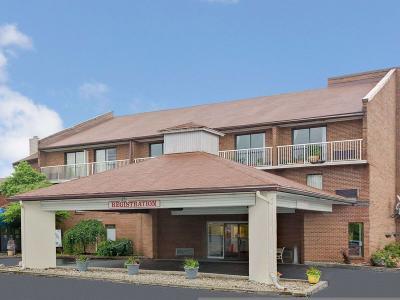 Hotel Days Inn by Wyndham Cincinnati East - Bild 2