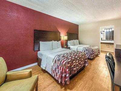 Hotel Red Roof Inn & Suites Wapakoneta - Bild 2