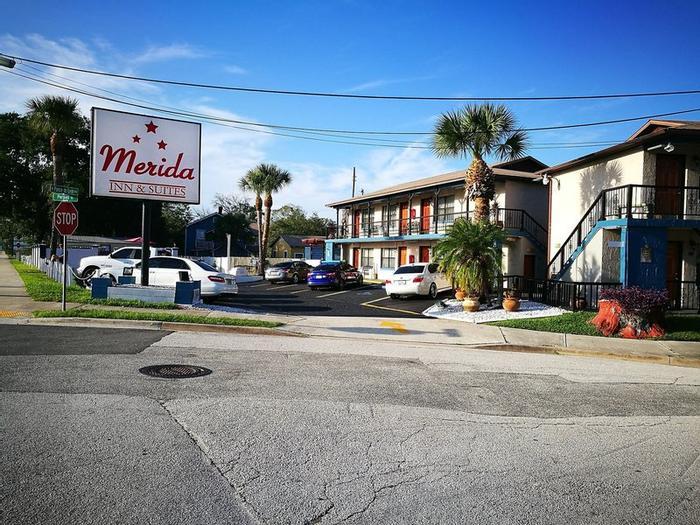 Hotel Merida Inn & Suites - Bild 1