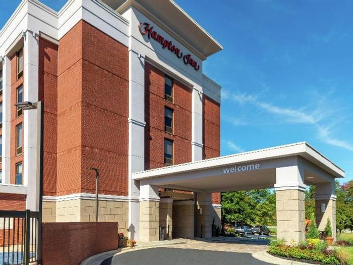 Hotel DoubleTree by Hilton Greensboro Airport - Bild 1