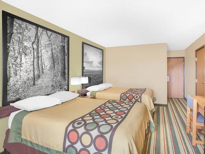 Hotel Super 8 by Wyndham Mt Pleasant - Bild 3