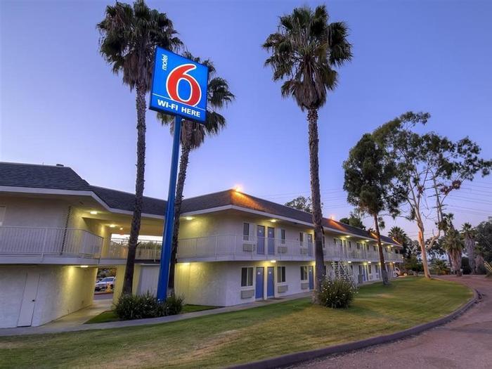 Hotel Motel 6 San Diego North - Bild 1