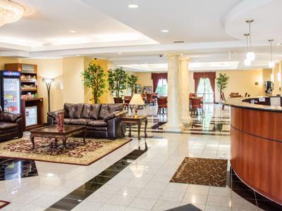 Hotel Comfort Suites Cincinnati Airport - Bild 4