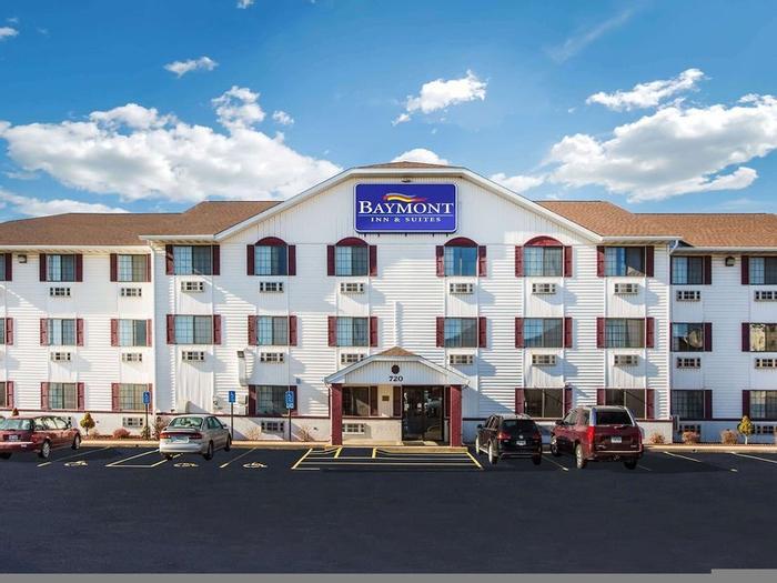 Baymont Inn & Suites Cedar Rapids - Bild 1