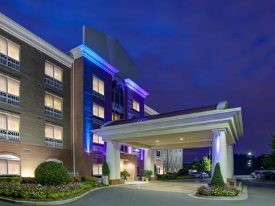 Holiday Inn Express Hotel & Suites Raleigh Sw Nc State - Bild 2