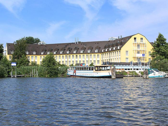 Seehotel Zeuthen - Bild 1