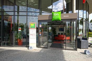 Hotel ibis Styles Pertuis Portes du Luberon - Bild 1