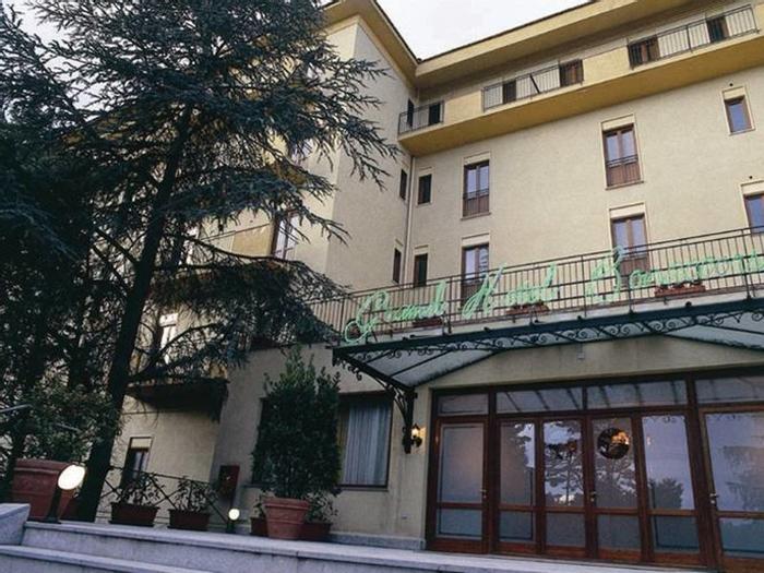 Hotel Allegroitalia Etna Pedara - Bild 1