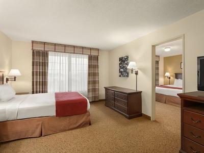 Hotel Country Inn & Suites by Radisson, Ames, IA - Bild 2