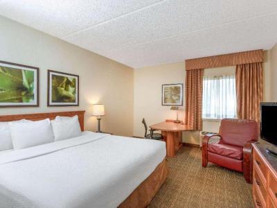 Hotel La Quinta Inn & Suites by Wyndham Jacksonville Mandarin - Bild 5