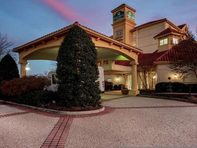 Hotel La Quinta Inn & Suites by Wyndham Greensboro NC - Bild 2