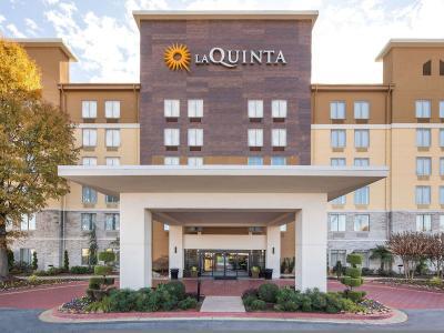 Hotel La Quinta Inn & Suites by Wyndham Atlanta Airport North - Bild 3