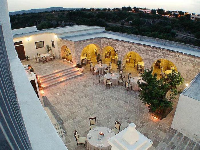 Hotel Masseria Fortificata Donnaloia - Bild 1