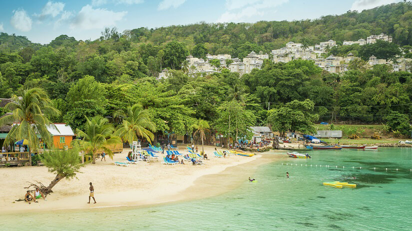 Strand von Ocho Rios in Jamaica