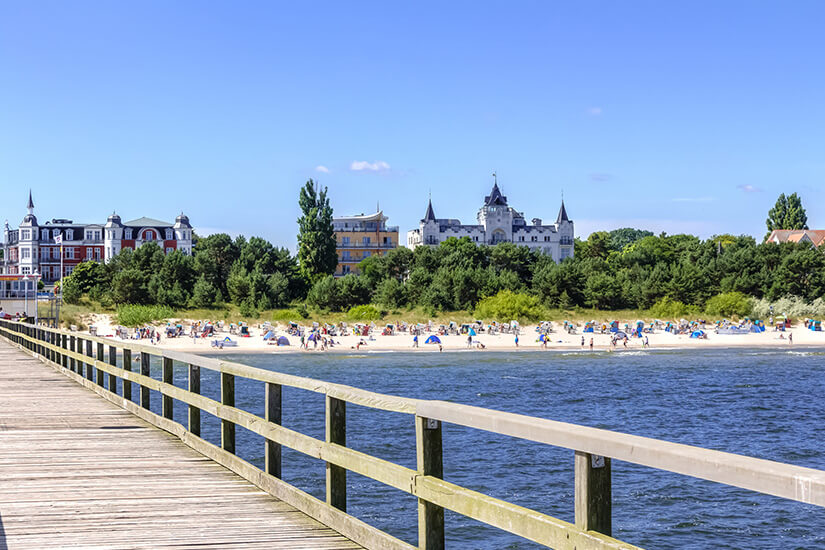 Seebrücke und Strand im Ostseebad Zinnowitz