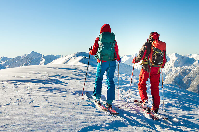 Skifahren in den Tiroler Alpen