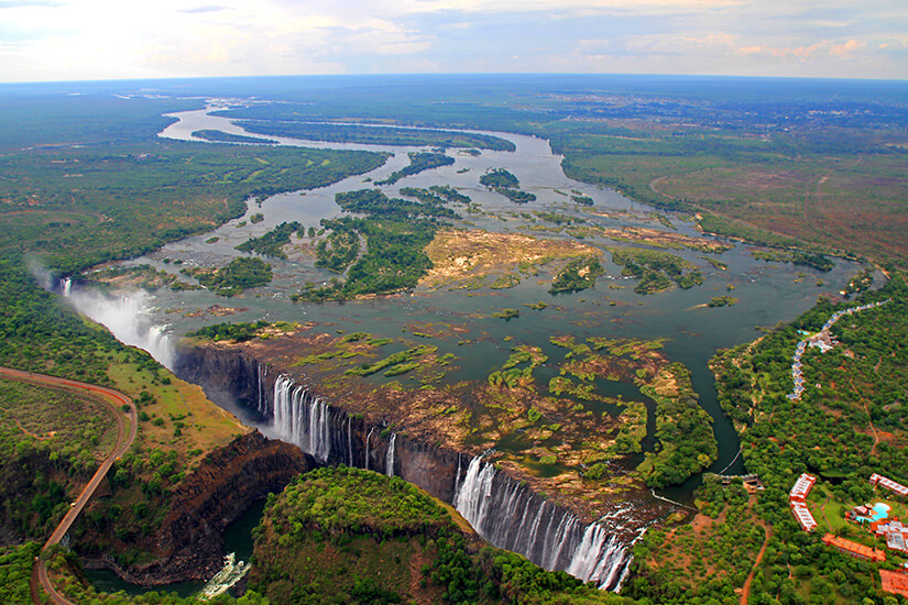 1568186320_Victoria Falls