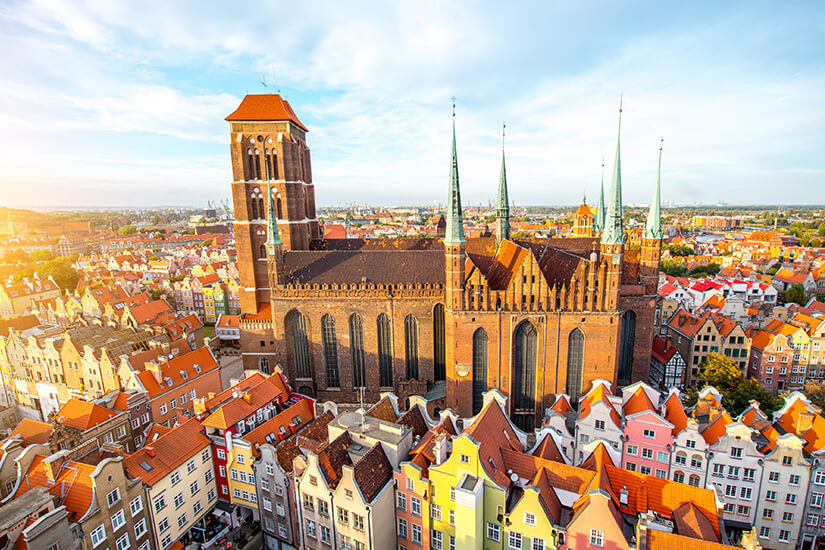 Danzig und Blick auf die bekannte Marienkirche