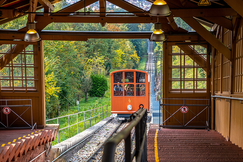 Mit der Bergbahn auf den Koenigstuhl