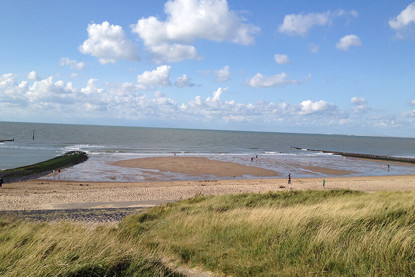 Ebbe am Strand von Cadzand