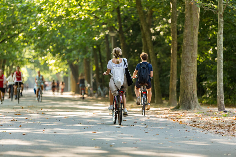 Radfahren im Amsterdamer Vondelpark