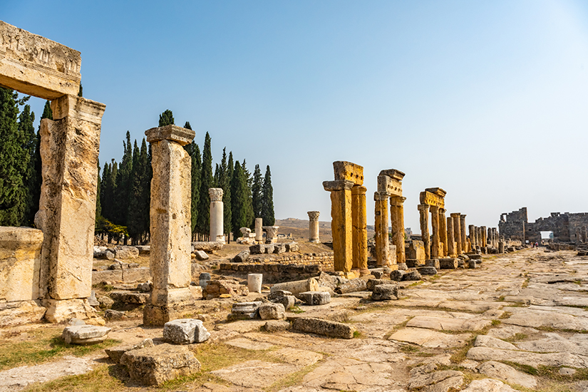 Saeulenstrasse in Hierapolis