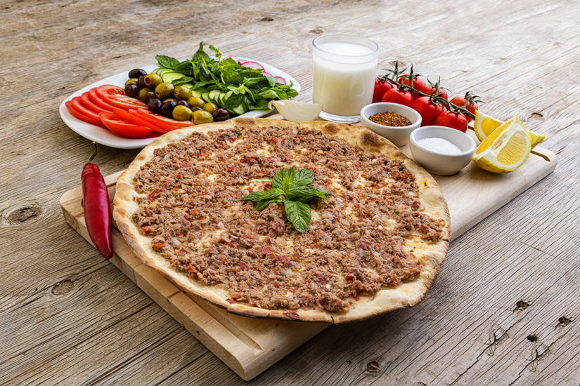 Manousheh-Pizza