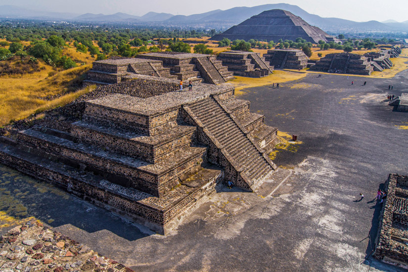 Pyramiden-von-Teotihuacan-Mexiko