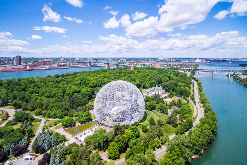 Stahlkugel Biosphere im Parc Jean Drapeau