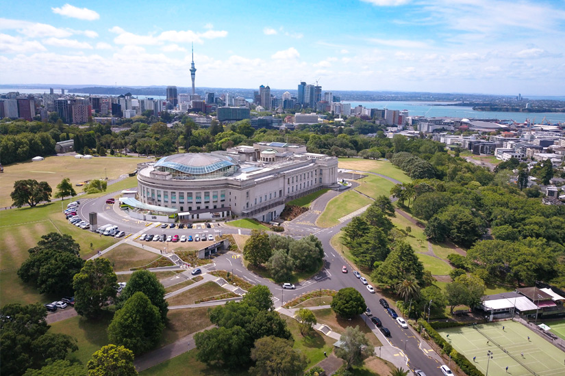 Ins-Auckland-War-Memorial-Museum-gehen