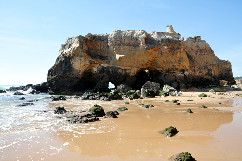 Bestes-Strandwetter-im-Sommer-bei-Cavoeiro