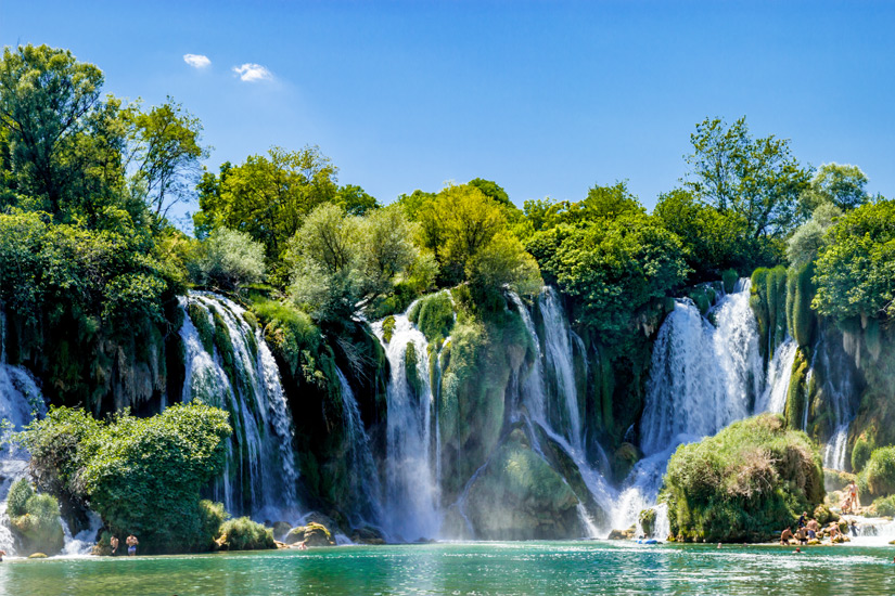 Baden-an-den-Kravica-Wasserfaellen