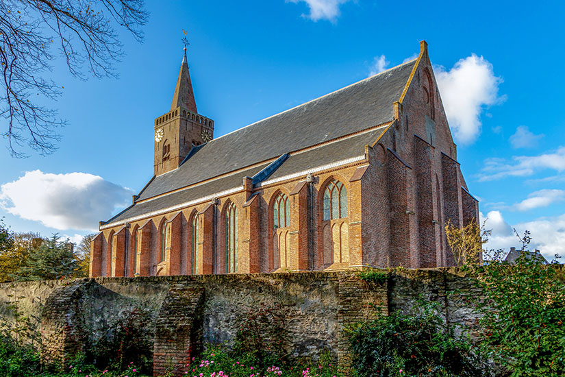 Kerk Den Burg