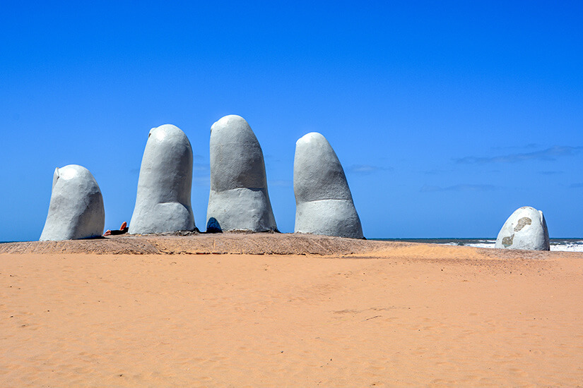 Punta del Este Los Dedos