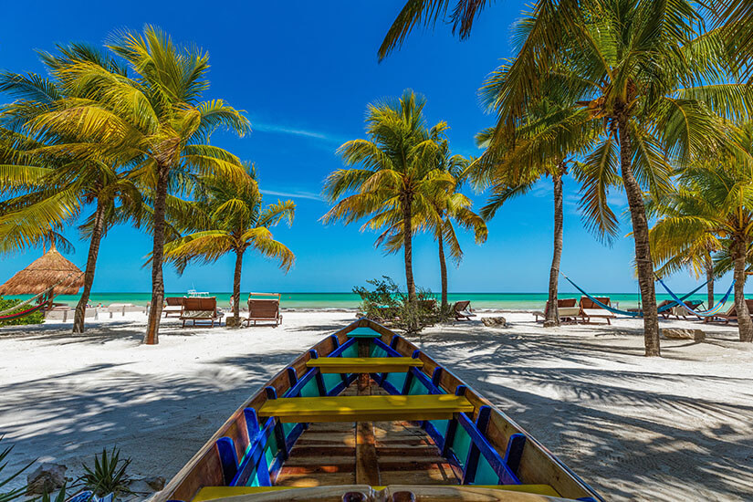 Isla Holbox Boot