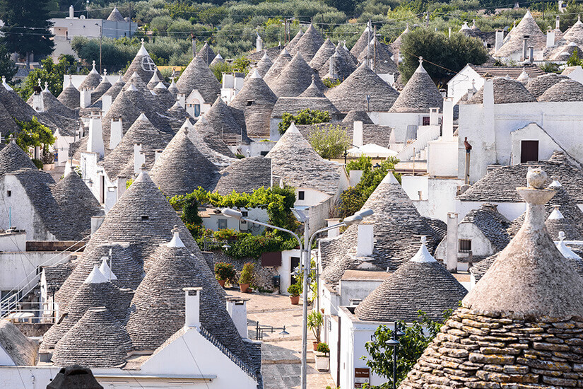 Kegeldaecher Alberobello