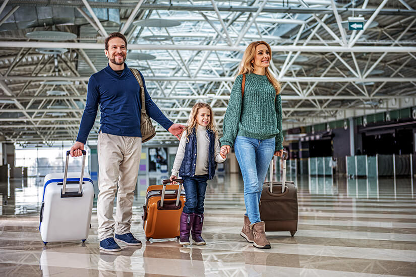 Vater Mutter Tochter Flughafen